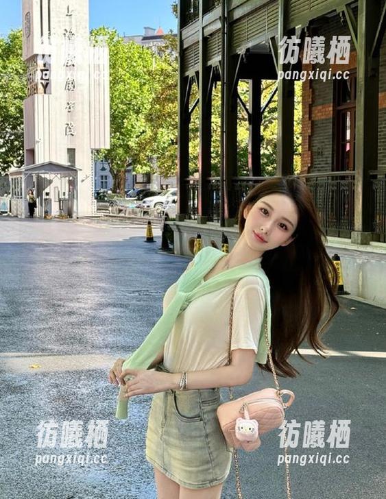 51爆料 昨天刚登录51爆料,今天就成了吃瓜界的小达人,没想到变得如此上头。