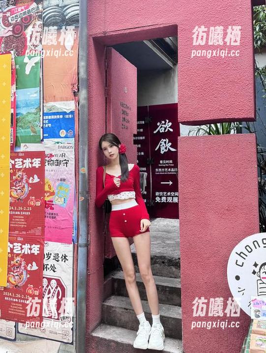 91吃瓜网 爱吃瓜的你,不得不知的91吃瓜网站地址!站在这个地方,仿佛能听到瓜的私语