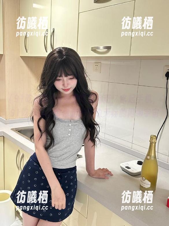 91吃瓜群众 免费吃瓜指南:拿起手机,91吃瓜群众带你走进无边无际的闲聊宇宙!