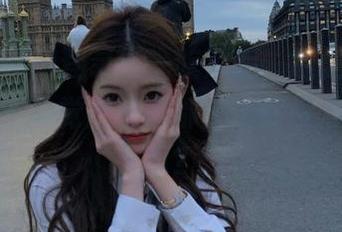 登录五一吃瓜后，随便翻一翻，你会不会觉得世界都在给你投喂离谱的瓜？