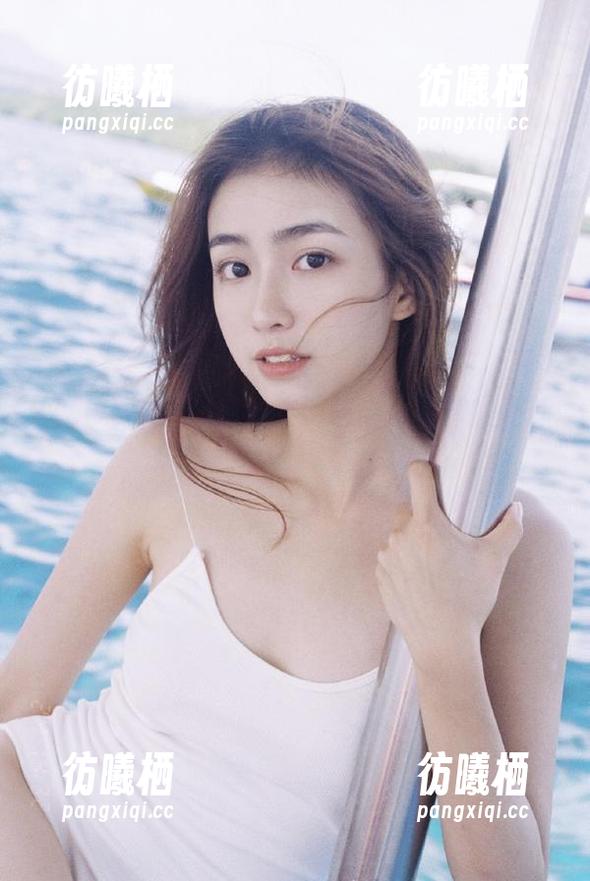 吃瓜大本营 突然发现吃瓜大本营的更新比我的日常更精彩,哈哈!