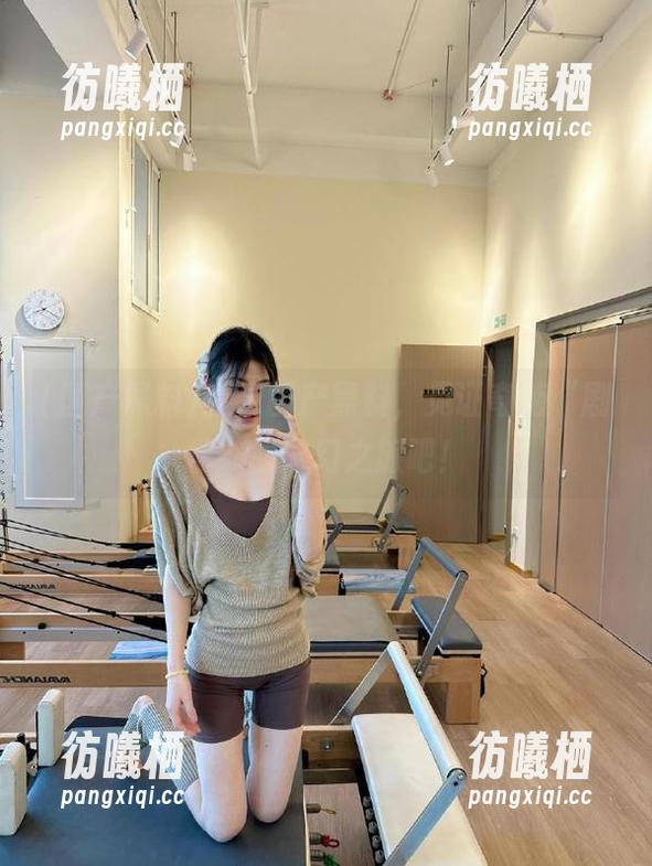 国产黑料 登录国产黑料,见证奇葩“剧情”的奇幻之旅吧!
