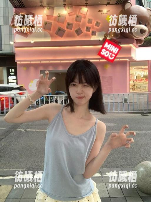 扒哥黑料 看扒哥黑料的免费资源,偶尔会有小惊喜,但也满是踩雷…