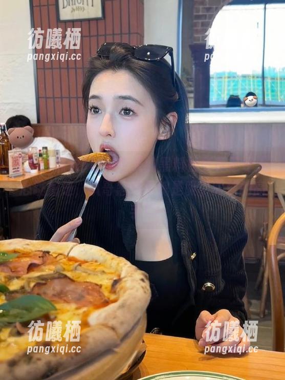 扒哥黑料 哇,今天的黑料视频真是令人心跳加速,扒哥黑料不愧是吸引眼球的高手!