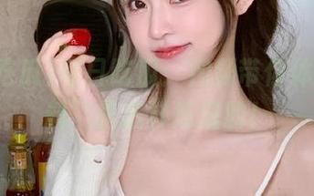 每日吃瓜：视频带你体验“黑料”是怎样炼成的！