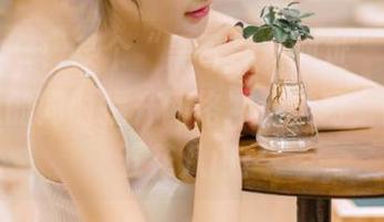 某个“黑哥冲料网址”，让你在吃瓜的同时提升网络冲浪技巧，简直是五花八门！