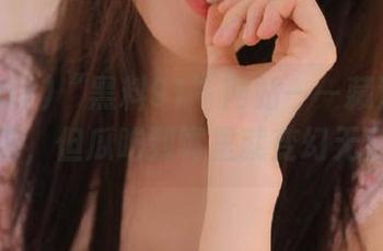 “黑料91”网站——藏污纳垢的地方，但瓜吃到嘴里就变幻无穷了！