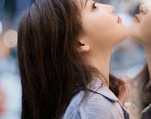 在黑料91上发布了一天的热评，许多事都像是没看见，眼不见为净？