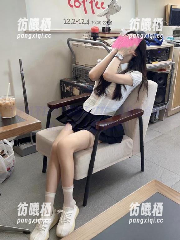 黑料不打样 黑料不打样,来分享点刺激的、能让人冒汗的事!