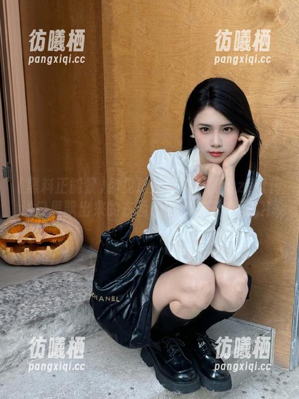 黑料正能量 你见过从黑料正能量zztt传送门里飘出来的东西吗?别忘了收藏哦!