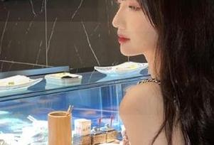 吃瓜前必看，观看黑料社区才能避免被“黑色幽默”洗脑！