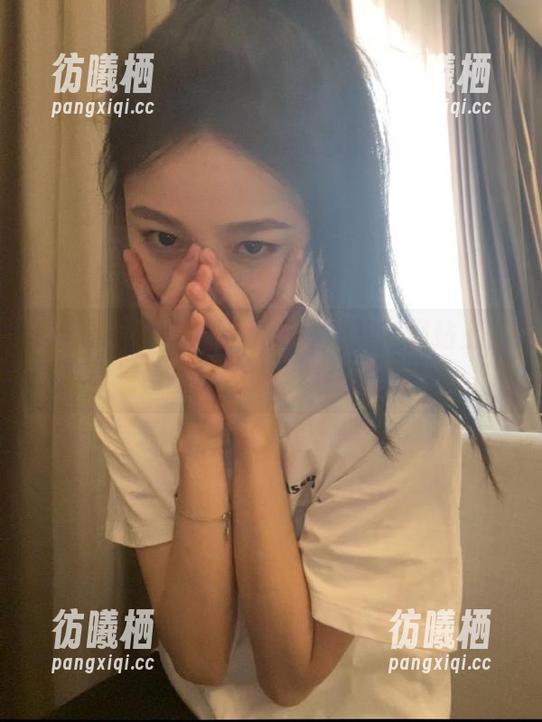 黑料网站 邻家小妹分享的黑料网站上,看明星们变身隐藏技能?!