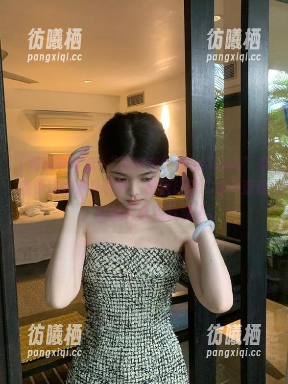 黑料老司机 “黑料老司机heiliao”带我游荡在八卦世界,感觉自己“永不迷路”,就像在看连载漫画。
