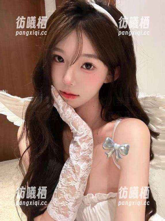 “黑网料”app的八卦更新速度让我怀疑是不是有特效，等不及了！
